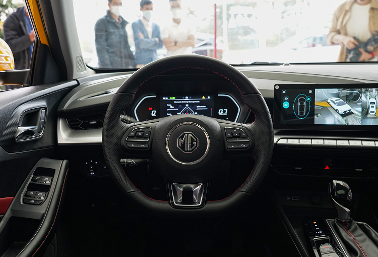 vô-lăng xe MG5 2022 .